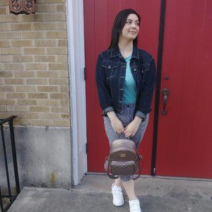 Meet your Posher, Rachel